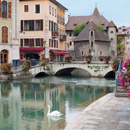 Rivage Hôtel&spa Annecy