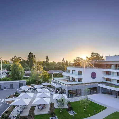 Rivage & 4*
